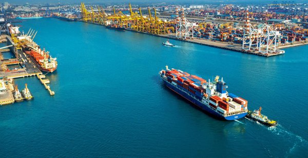 How to Reduce Operational Costs in Shipping Companies